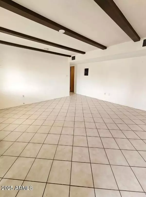 Phoenix, AZ 85021,9827 N 17TH Drive