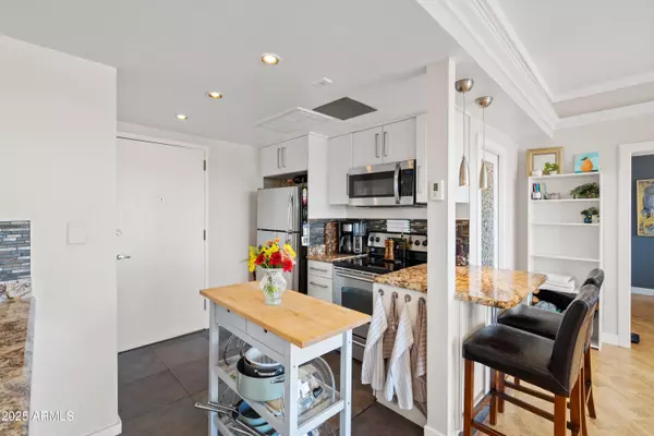 Phoenix, AZ 85012,4750 N CENTRAL Avenue #E7