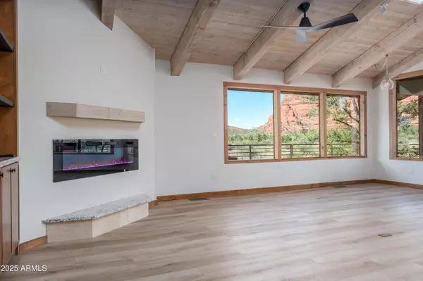 Sedona, AZ 86351,1050 Lee Mountain Road