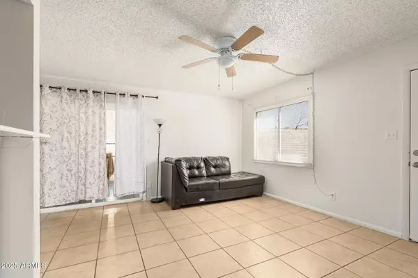 Phoenix, AZ 85040,4608 E RIVERSIDE Street