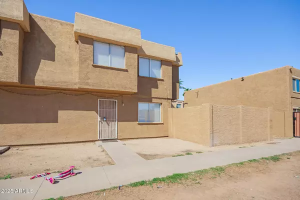 Phoenix, AZ 85040,4608 E RIVERSIDE Street