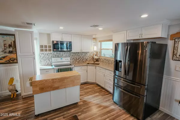 Surprise, AZ 85374,17200 W BELL Road #1797