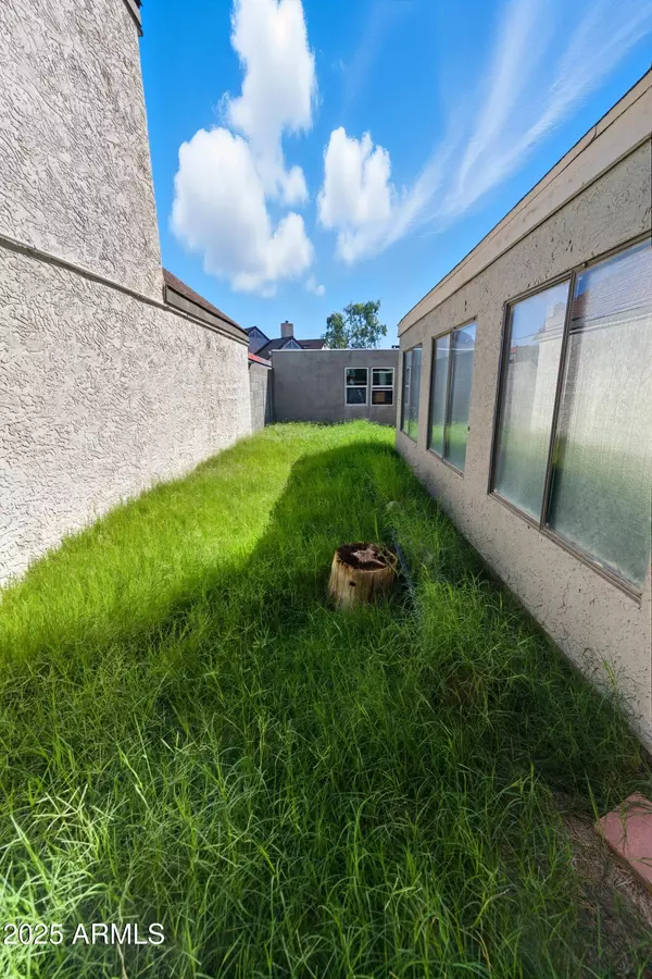 Phoenix, AZ 85027,20813 N 22nd Avenue