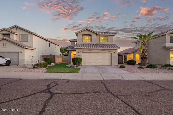 4037 W HACKAMORE Drive, Phoenix, AZ 85083