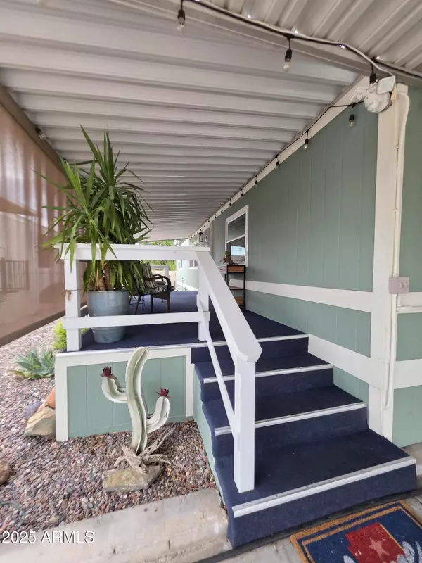 Phoenix, AZ 85024,2233 E BEHREND Drive #26