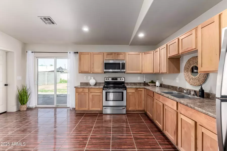 6748 W Coolidge Street, Phoenix, AZ 85033