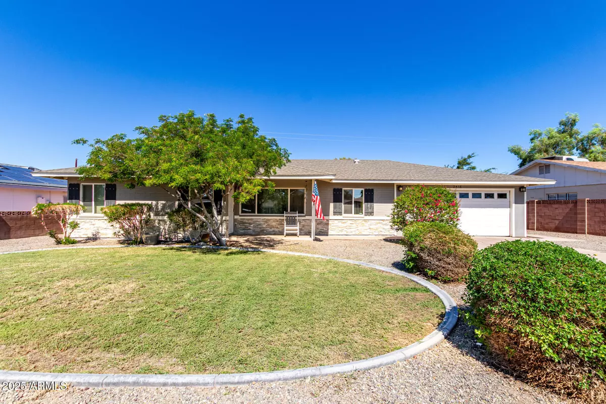 Phoenix, AZ 85023,2418 W GREENBRIAR Drive