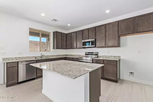 Mesa, AZ 85208,701 S DEL RANCHO --