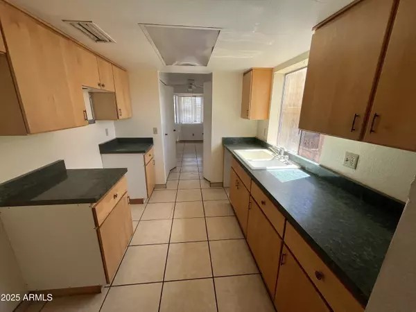 Phoenix, AZ 85037,8658 W EARLL Drive