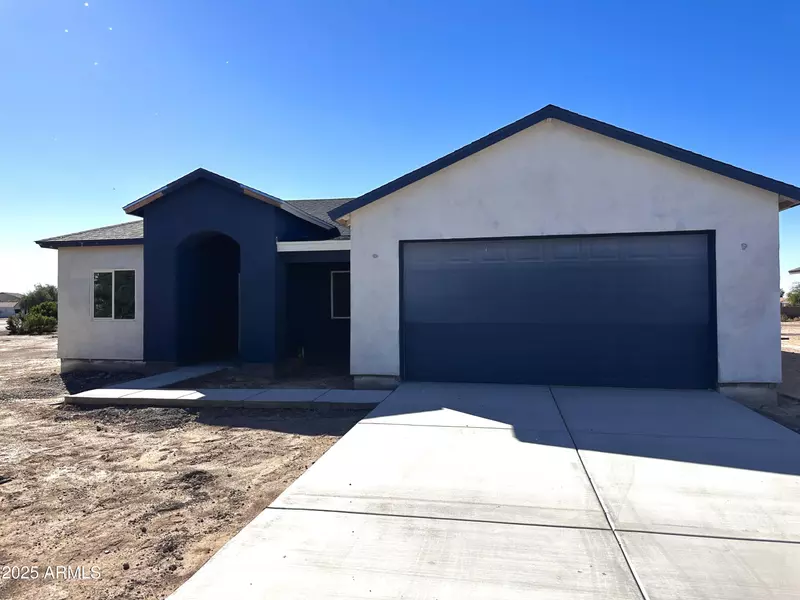 15532 S PATAGONIA Road, Arizona City, AZ 85123