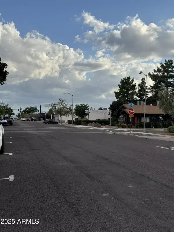 Glendale, AZ 85301,7111 N 56TH Avenue #10