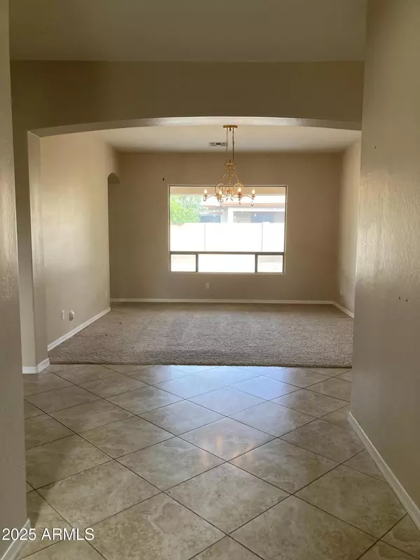Phoenix, AZ 85085,1516 W CALLE ESCUDA --