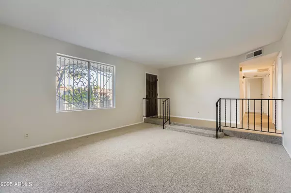 Phoenix, AZ 85051,3741 W DAVIDSON Lane