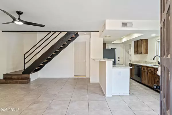 Phoenix, AZ 85020,10420 N 11TH Street #3