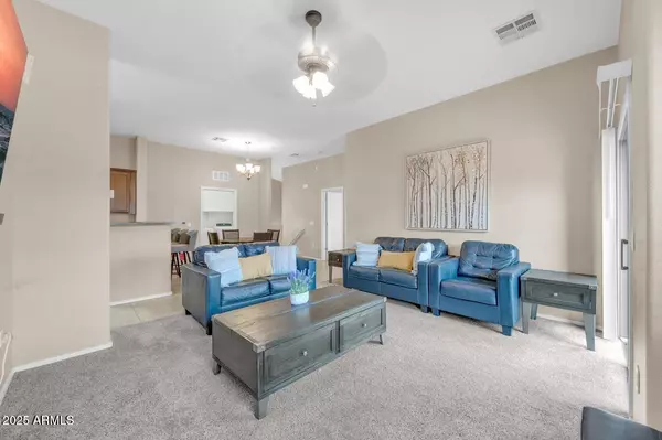 Chandler, AZ 85224,2727 N PRICE Road #6