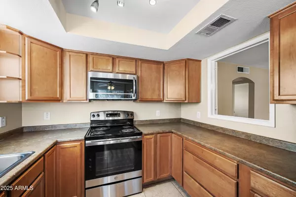 Mesa, AZ 85202,925 S LONGMORE -- #124