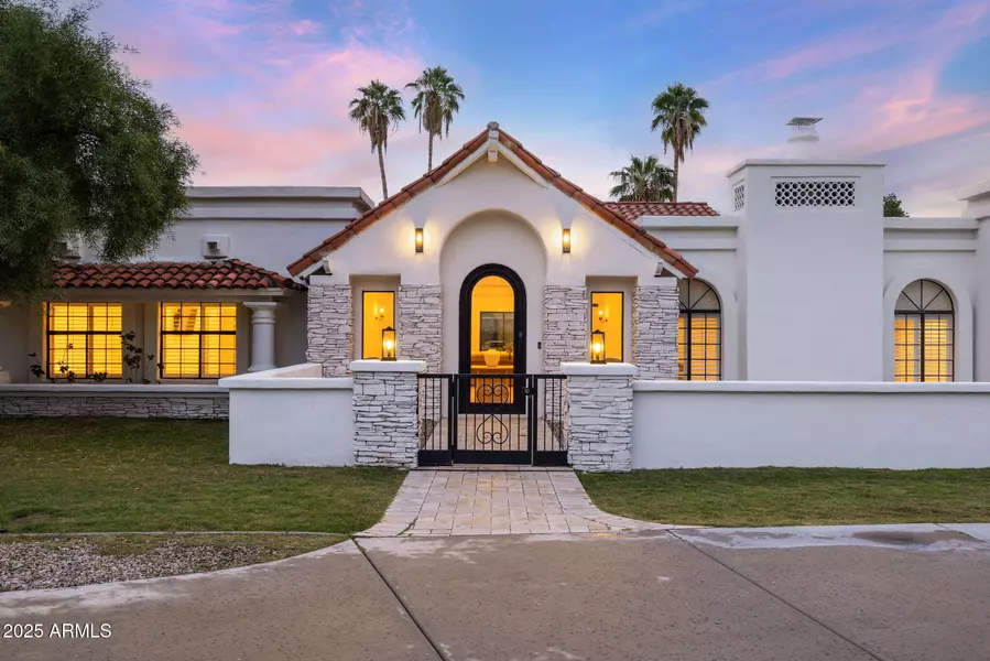 10111 E CHOLLA Street, Scottsdale, AZ 85260