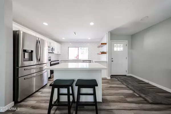 Mesa, AZ 85206,51 Leisure World --