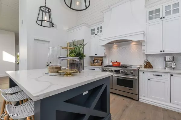 Scottsdale, AZ 85255,22012 N 84TH Place