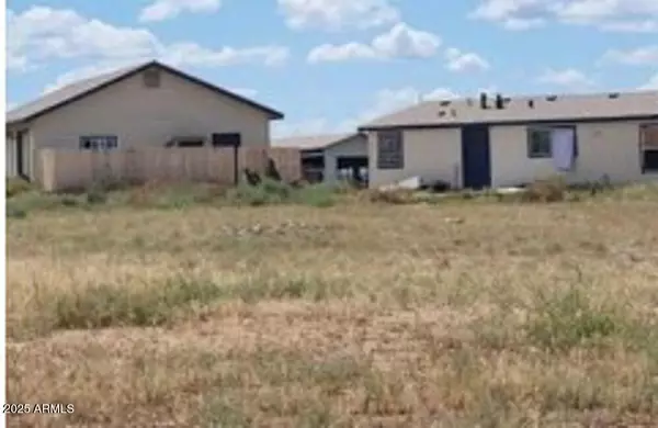 Prescott Valley, AZ 86315,7525 E FLETCHER Street