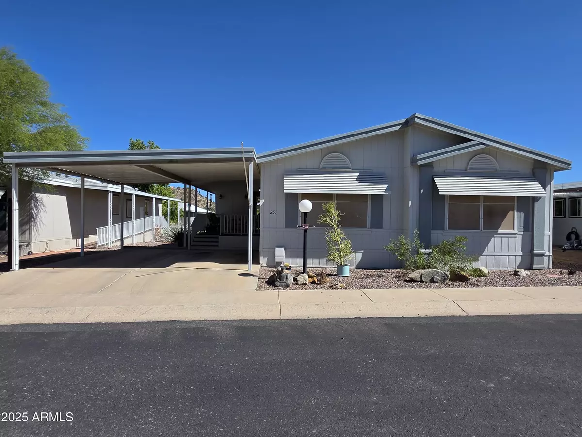 Phoenix, AZ 85024,2233 E BEHREND Drive #250
