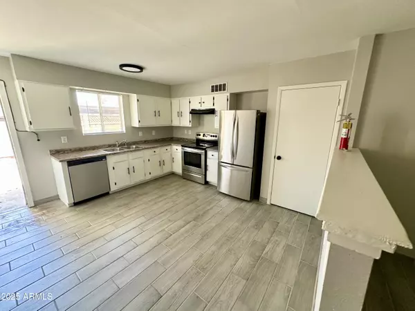 Phoenix, AZ 85051,3421 W TANGERINE Lane