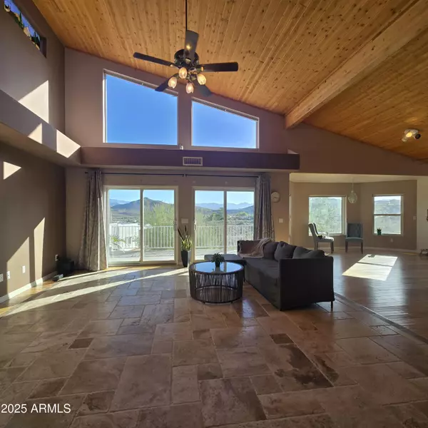 Queen Valley, AZ 85118,149 N CHARLOTTE Street