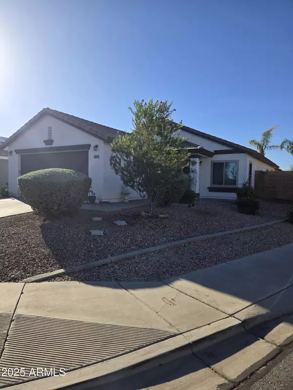 1027 W Desert Canyon Drive, San Tan Valley, AZ 85143