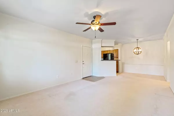 Scottsdale, AZ 85260,15095 N THOMPSON PEAK Parkway #1006