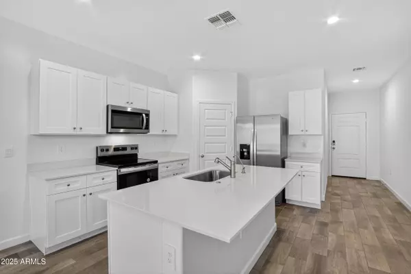 Apache Junction, AZ 85120,9284 S Mara Drive