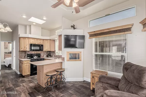 Apache Junction, AZ 85119,76 JACKNIFE Drive