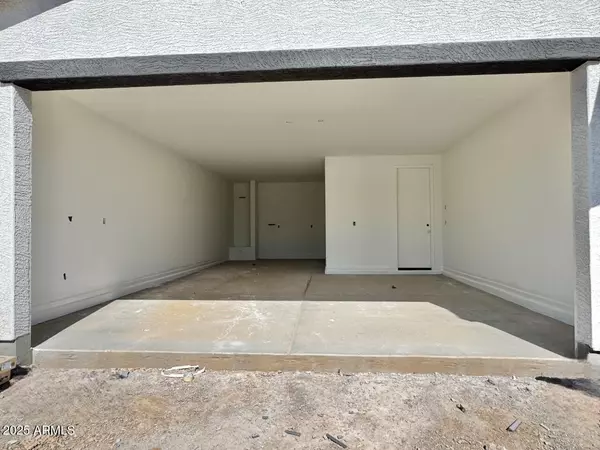 Waddell, AZ 85355,15736 W CAMDEN Avenue