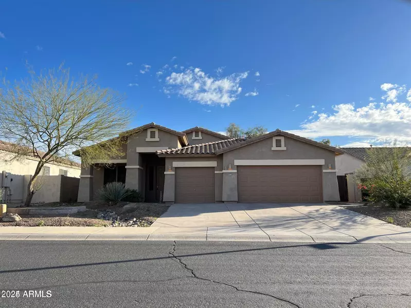 18663 W SUNRISE Drive, Goodyear, AZ 85338
