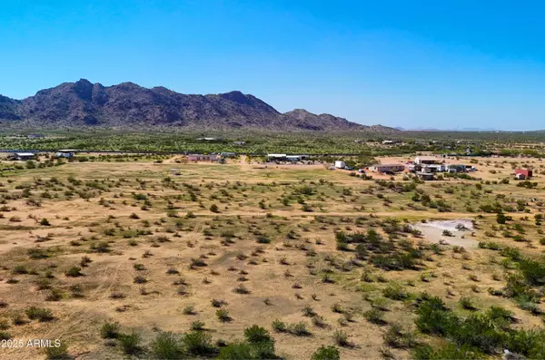 Maricopa, AZ 85139,0 N Sunspot Way Lot #2 1.34 Acres -- #-