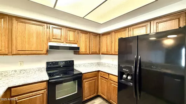 Phoenix, AZ 85027,2121 W Union Hills Drive #104
