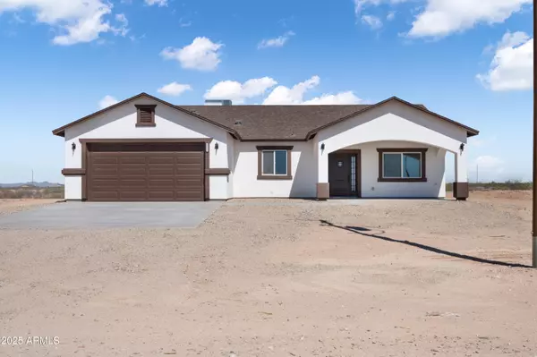 35532 W CHIPMAN Road, Phoenix, AZ 85009