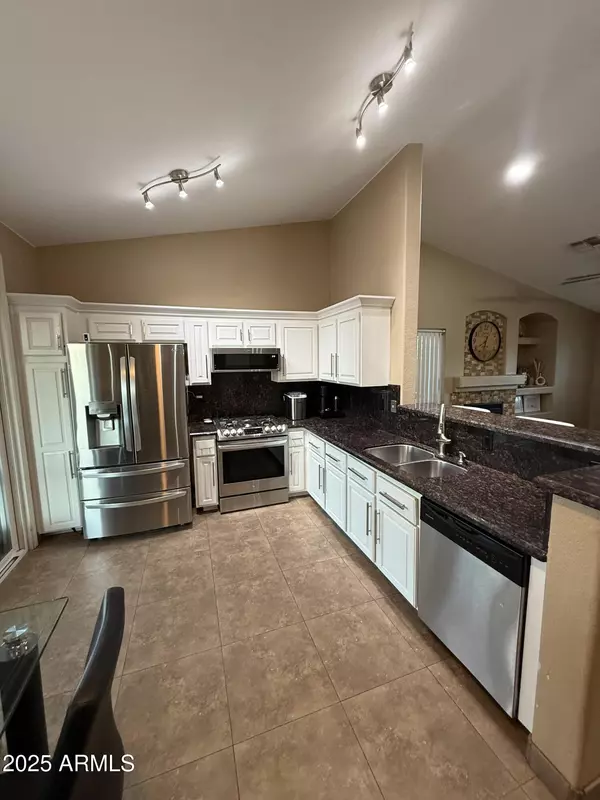Peoria, AZ 85381,8634 W dahlia Drive
