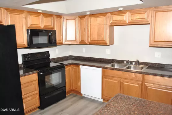 Mesa, AZ 85203,462 E ROYAL PALMS Drive