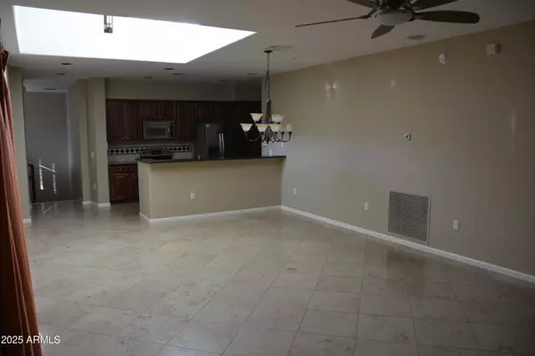Phoenix, AZ 85050,3935 E Rough Rider Road #1025