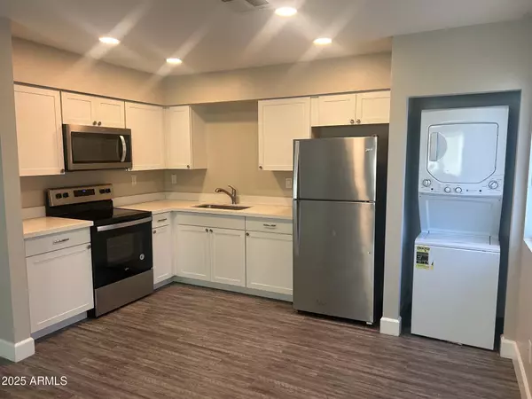Phoenix, AZ 85041,2246 W SOUTHERN Avenue #20