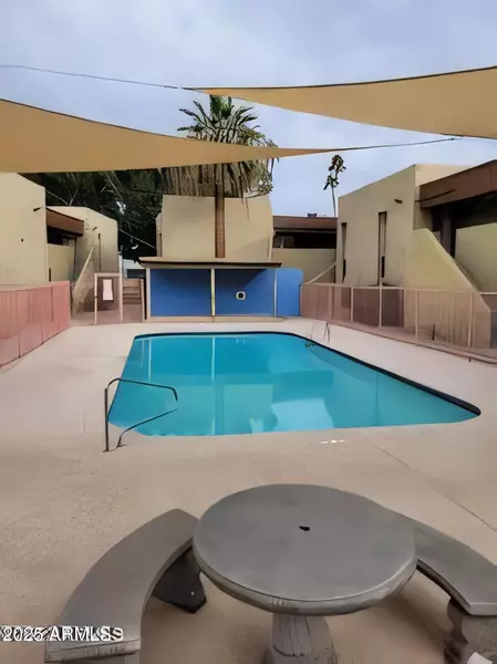 1701 W TUCKEY Lane #137, Phoenix, AZ 85015