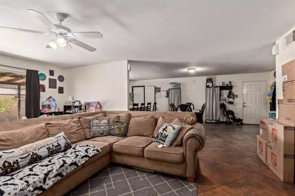 Phoenix, AZ 85031,5439 W OSBORN Road