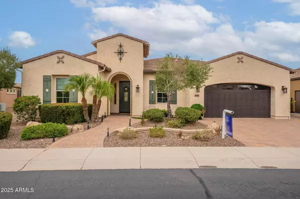 872 E HARMONY Way, Queen Creek, AZ 85140