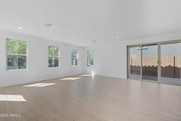 Phoenix, AZ 85085,26205 N 19th Lane