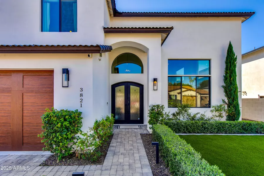 3821 E DEVONSHIRE Avenue, Phoenix, AZ 85018