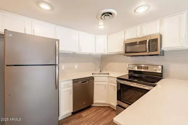5128 N 15TH Street #ST1, Phoenix, AZ 85014