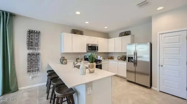 Surprise, AZ 85387,17310 W SMOKETREE Drive