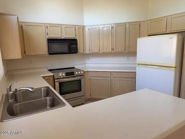 Phoenix, AZ 85032,4022 E MEADOW Drive