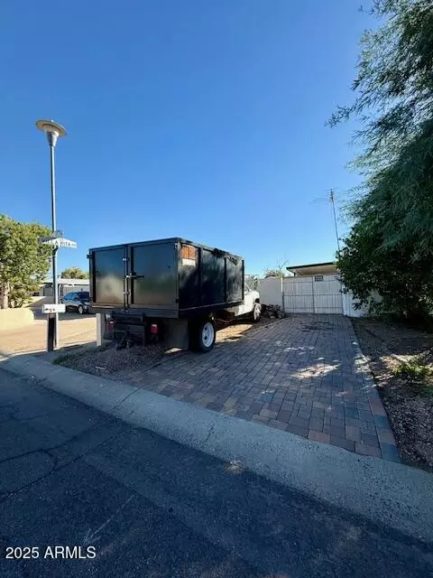Phoenix, AZ 85022,18021 N 1ST Place