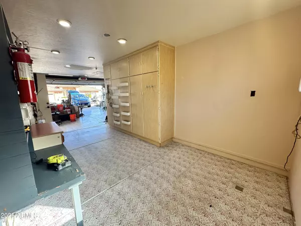 Mesa, AZ 85209,2636 S HONEYSUCKLE Circle